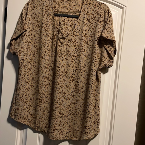 Maurices Tops - Leopard print short sleeve blouse